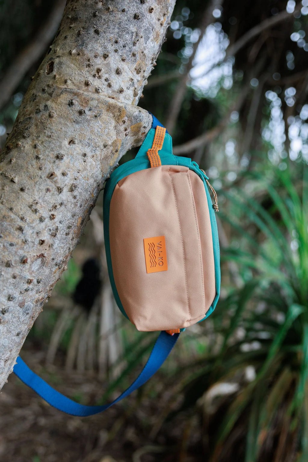 Detour hip bag